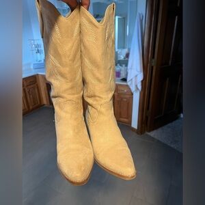 women’s cowboy/girl  boots size 7.5 madden girl tan and brown